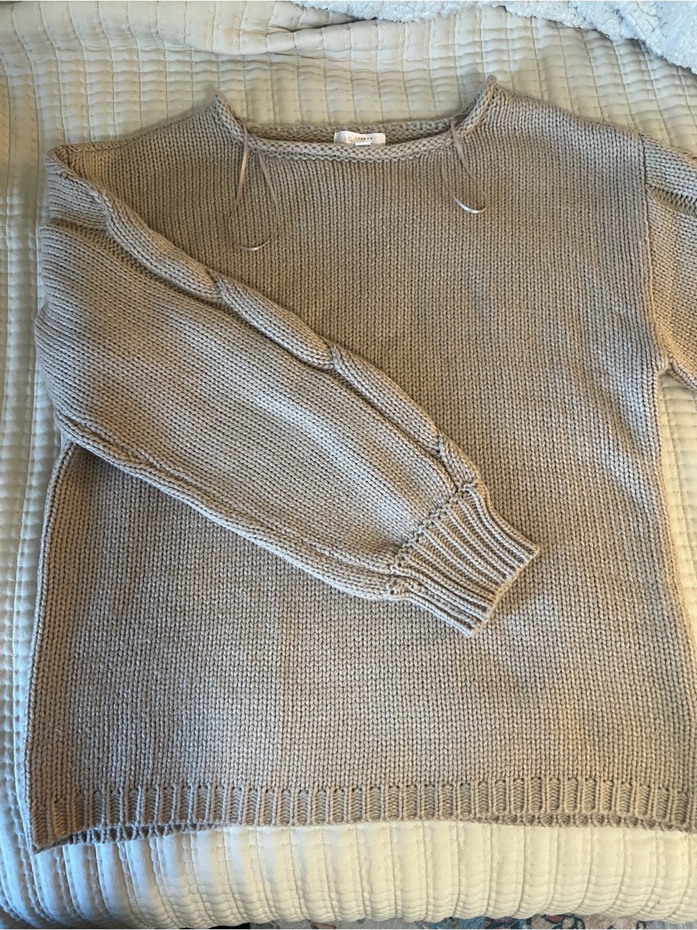 Lauren Conrad sweater XS